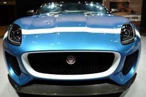 Nice Jag, nice grill